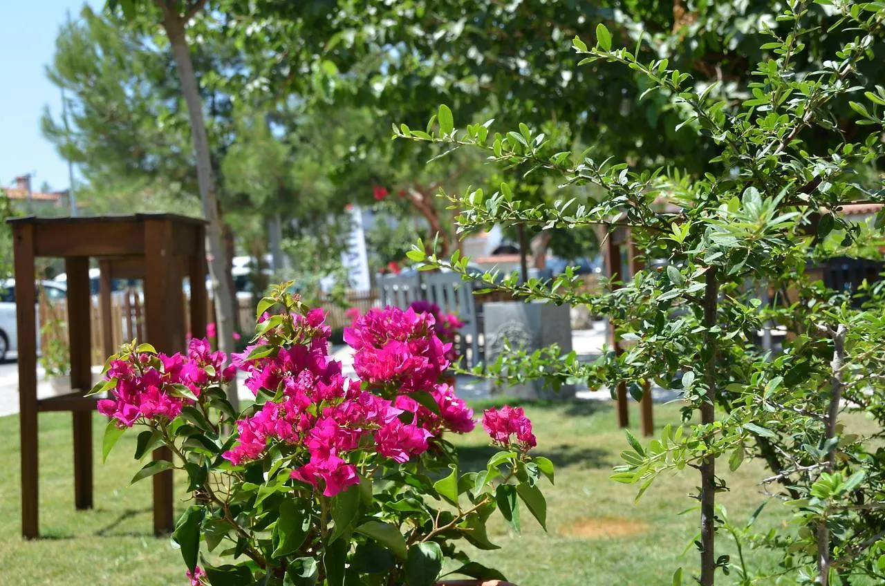 Bed and Breakfast 4 Kapi Butik Otel Αλακάτι Τουρκία